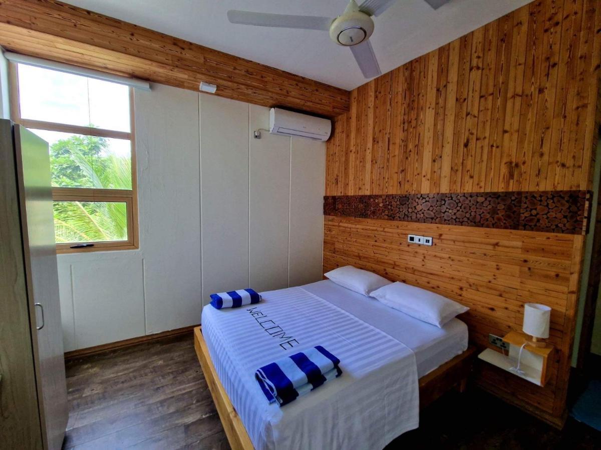 Finolhu Beach Guest House Felidhoo Exteriör bild